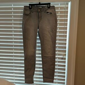 Grey Kensie jeans ankle mid rise 8/29